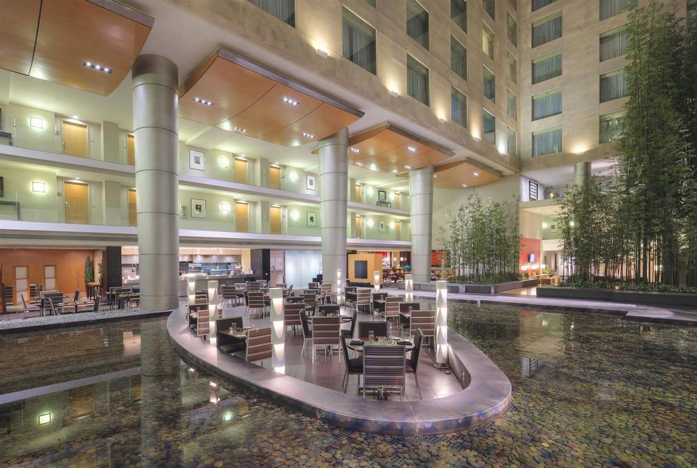 Отель The Westin Detroit Metropolitan Airport Ромулус Экстерьер фото