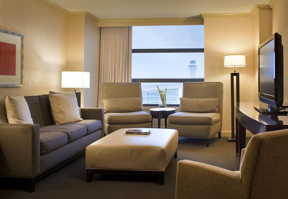 Отель The Westin Detroit Metropolitan Airport Ромулус Номер фото
