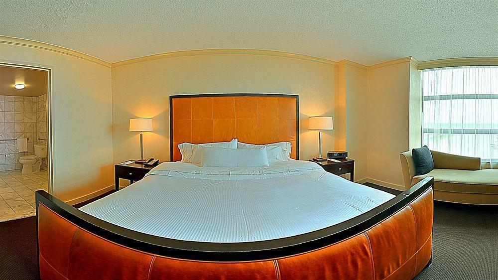 Отель The Westin Detroit Metropolitan Airport Ромулус Экстерьер фото