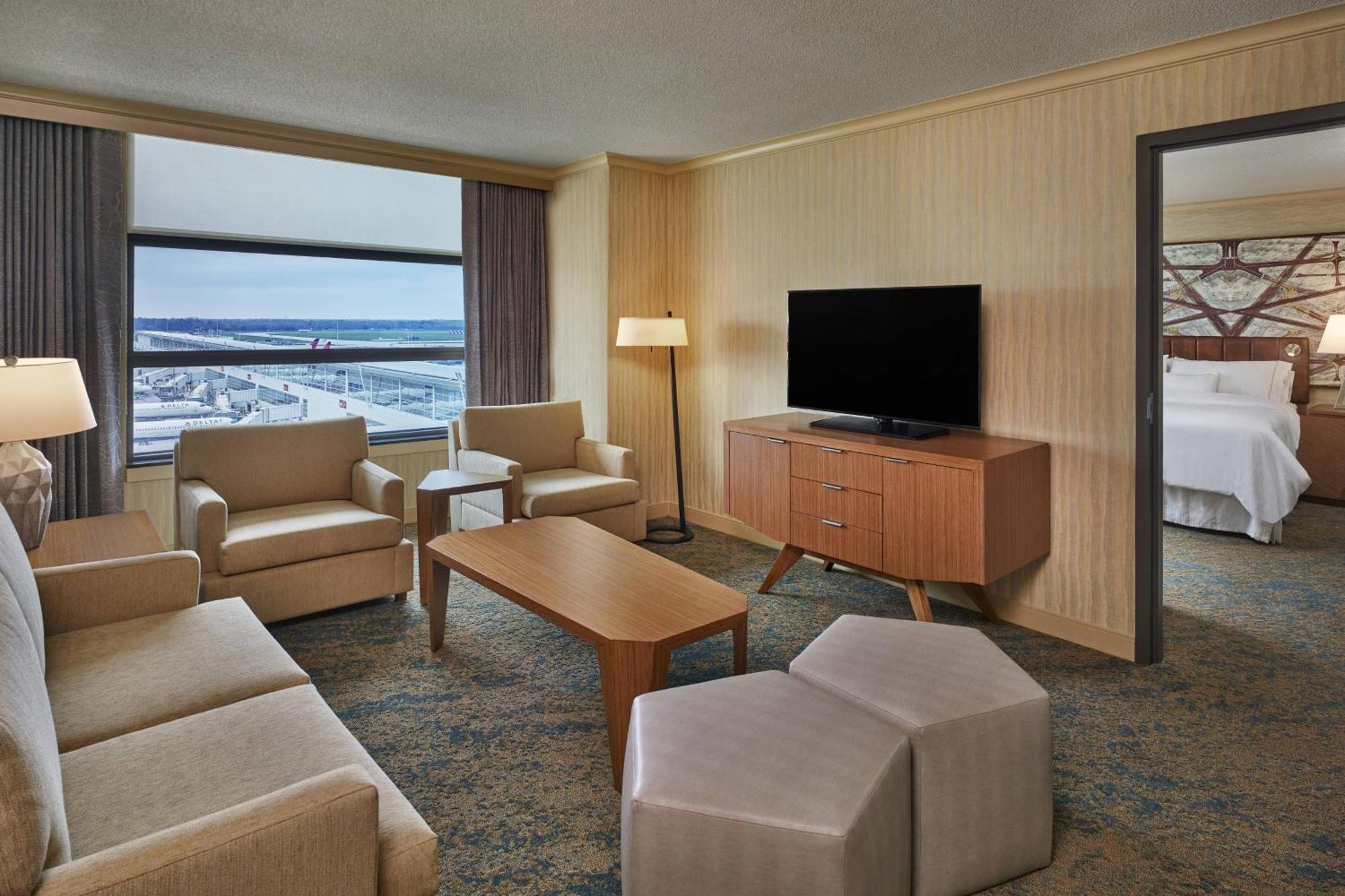 Отель The Westin Detroit Metropolitan Airport Ромулус Экстерьер фото