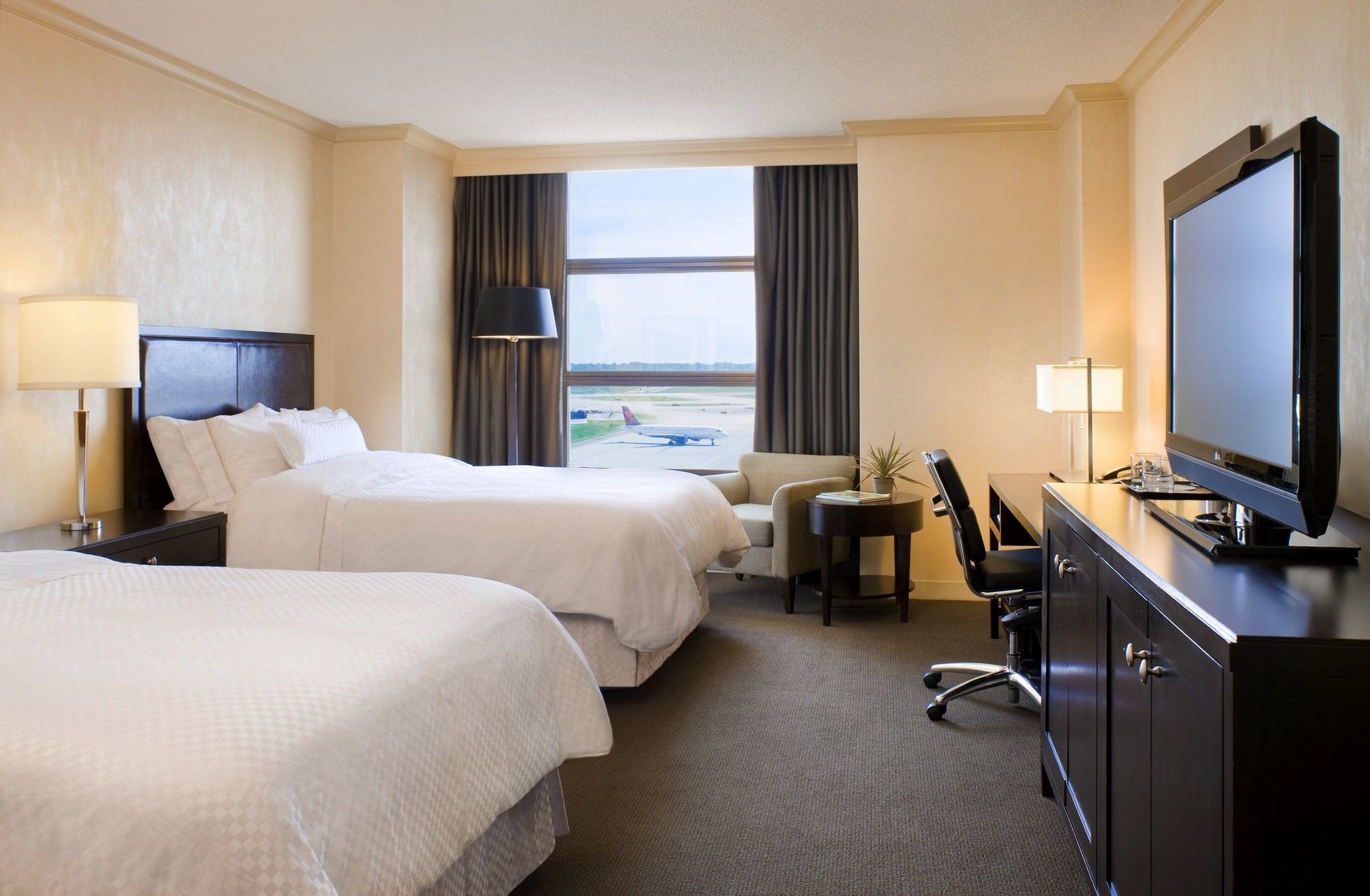 Отель The Westin Detroit Metropolitan Airport Ромулус Экстерьер фото