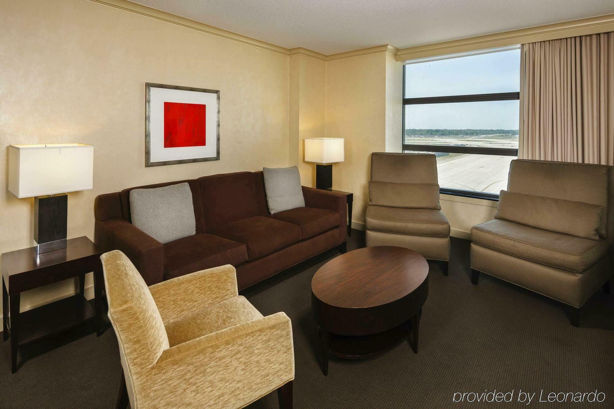 Отель The Westin Detroit Metropolitan Airport Ромулус Экстерьер фото
